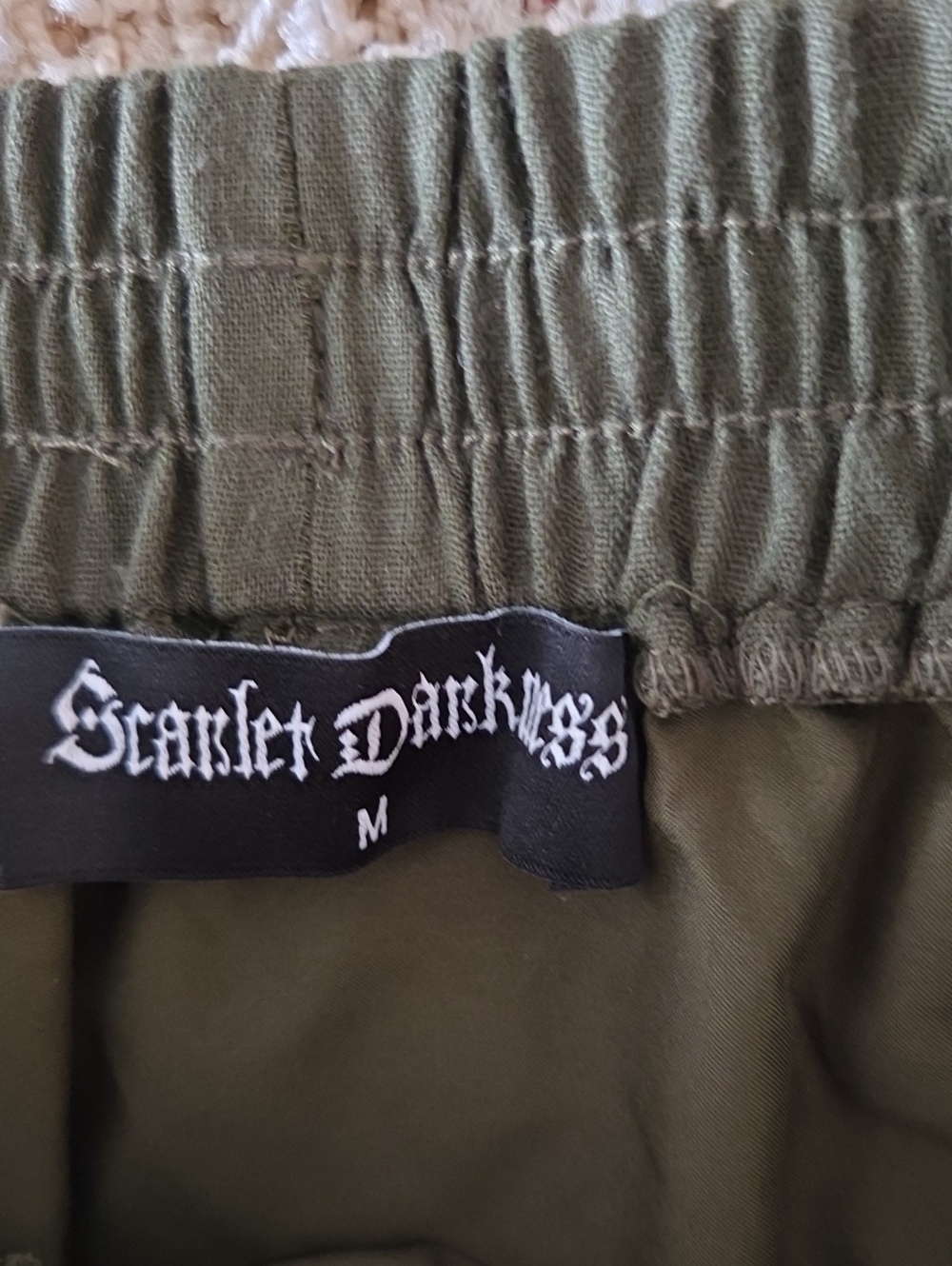 Scarlett And Darkness Skirt - Picture 5 of 9